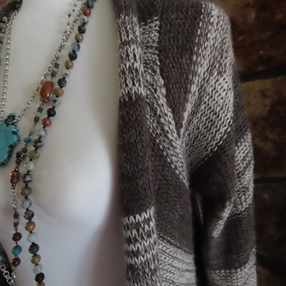 Boho fringed long cardigan sweater - Picture 7 of 8
